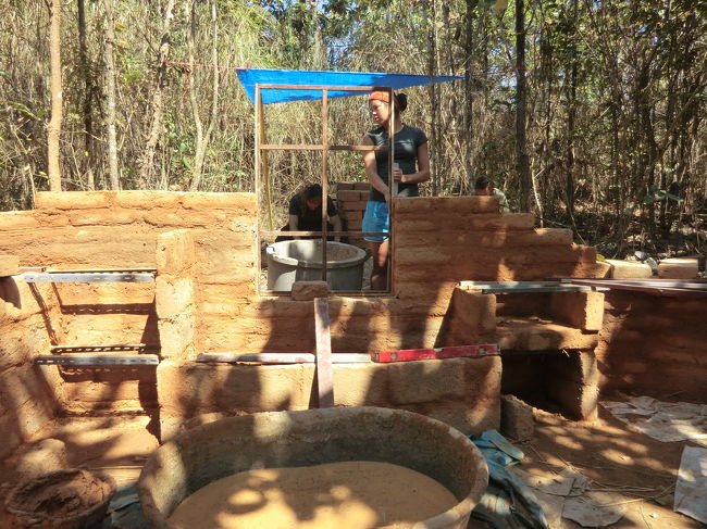 この辺りで注意を受けました・・・写真だけはダメ・・・