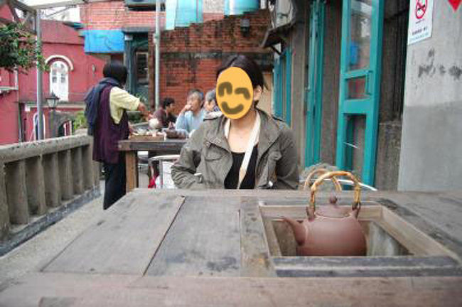 外の席に通された。<br />寒いから中がよかったんだけどな。。