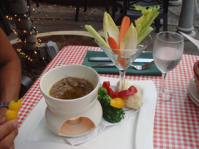 有名な？！イタリアン<br /><br />アランチーノ･ディ･マーレ(マリオット店) <br />2552 Kalakaua Ave., Honolulu, HI 96815 <br /><br /><br />