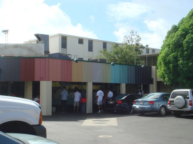 ノースへ向かう途中<br />freeway手前のレインボードライブイン