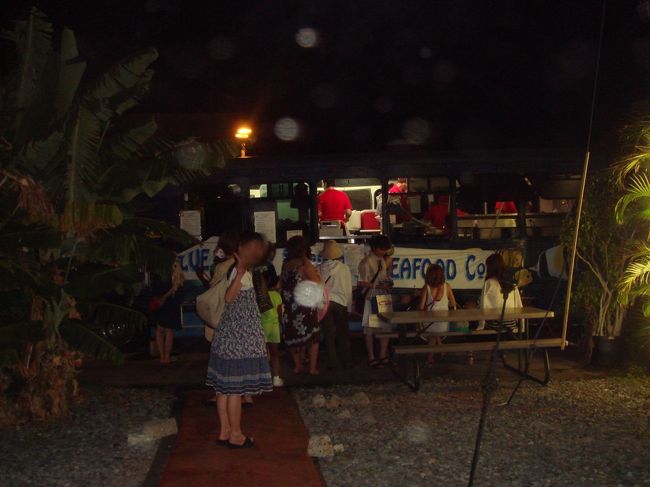 ブルー・ウォーター・シュリンプ＆シーフード<br /><br />ＤＦＳ近くの空き地で偶然発見！