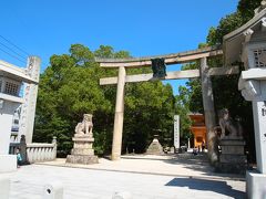 おなかも大満足で、さて、大山祇神社へ。

こちらの神社は、平安時代に「日本総鎮守」の号を与えられた
由緒正しき神社で、数多くの武将に崇め奉られた歴史があります。
参拝される方は、「紫陽殿」という宝物館のほうにもぜひ。