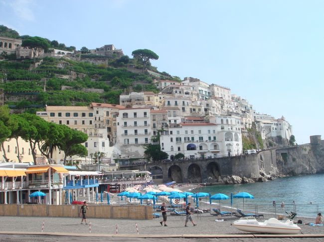 アマルフィ海岸バス停からの景色