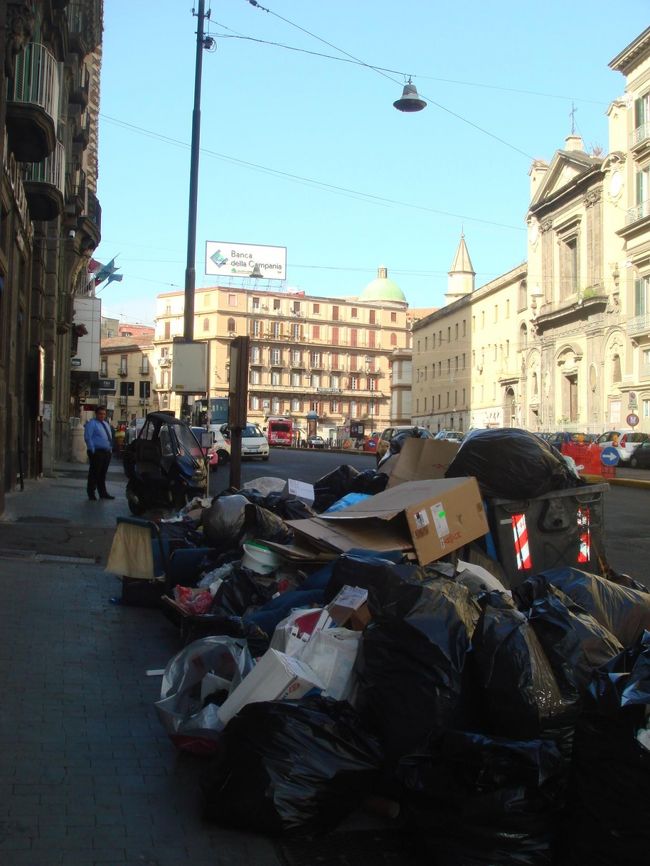 すごいゴミの山