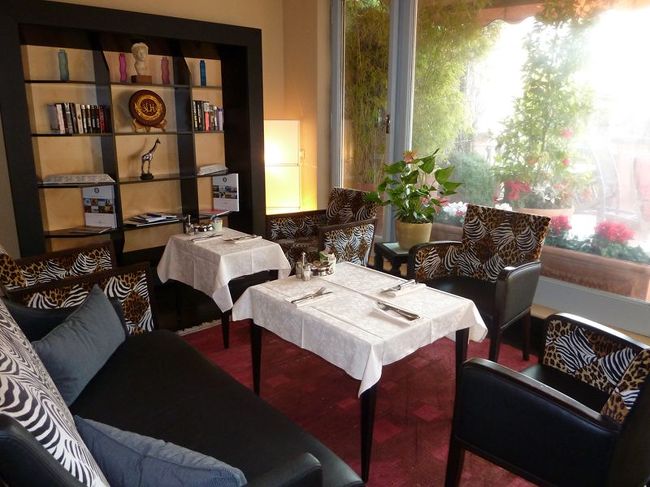 翌朝　部屋の外には朝食が用意されていました<br /><br />