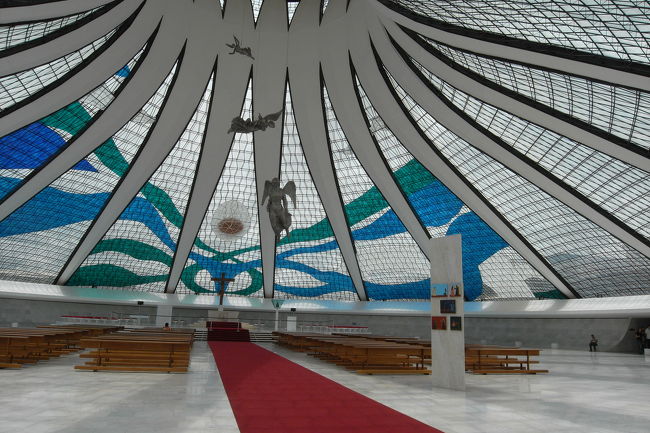 カテドラル内部（ブラジリア）