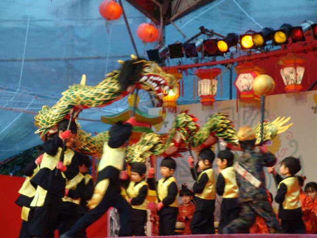 なかなか、迫力のある龍踊り