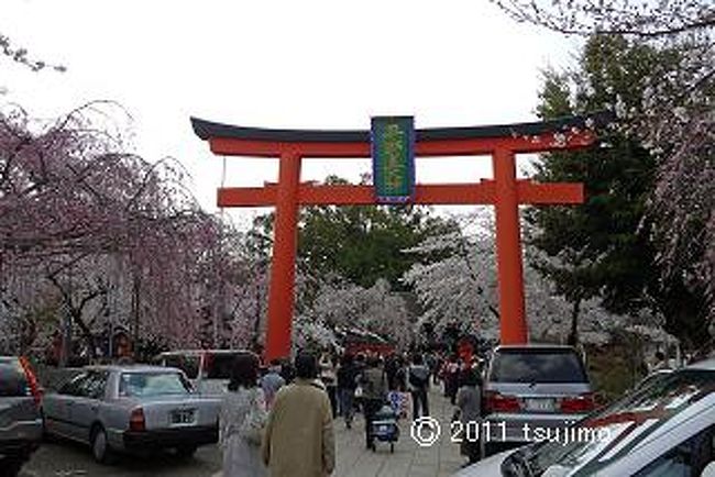 東側の正面の鳥居です。