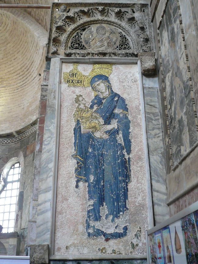 身廊支柱壁画　聖母子