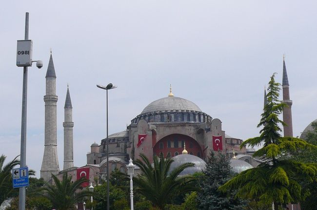 アヤソフィア<br />ビザンチン建築の最高傑作