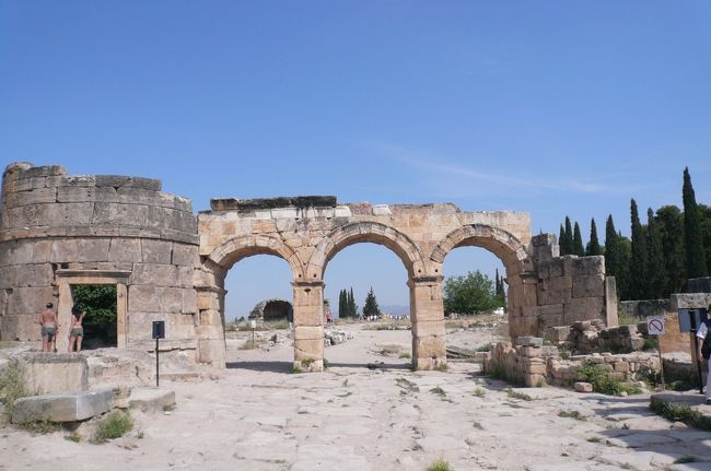 ヒエラポリス　ローマ門(北)<br />