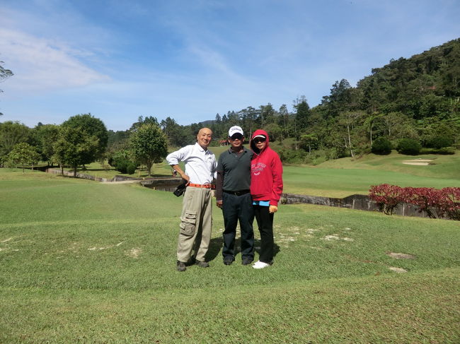 殆んど毎日ゴルフ・・・45RM　450バーツ　1200円ほど・・・」