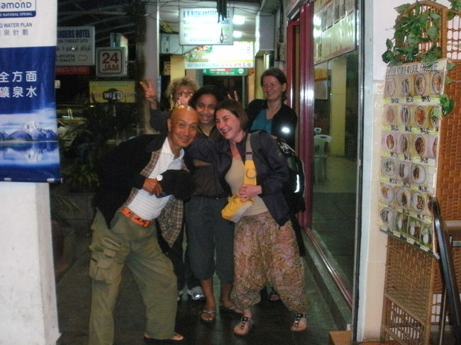 GHメンバーで・・・鍋を突きます・・・