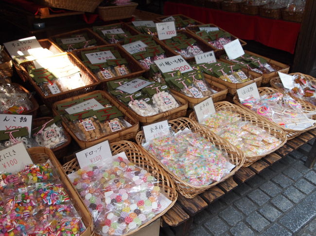 懐かしいお菓子がたくさん。<br />