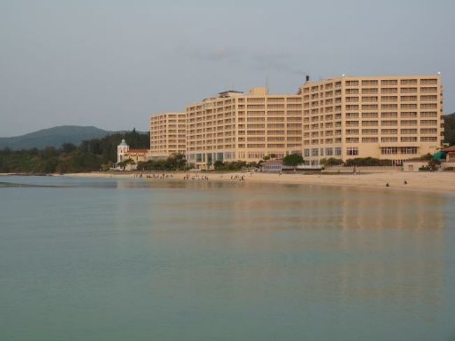 すばらしいホテルでした。<br />ただ正直言っていいですか？広すぎます！！！！！<br />食事はあっち、スパは６００円出したら入れるので行ったけど、お部屋からはめっちゃ遠い。<br />ほんまにほんまに大きすぎて迷子になってフロントに聞いてしまいました。