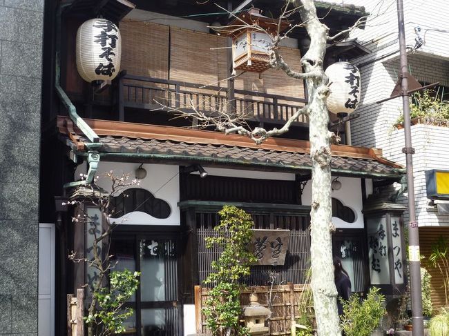 今はこんななんでもない街歩きが新鮮です。「なんでもないこと」が経験できるのはすごく幸せなことなんだと実感します。