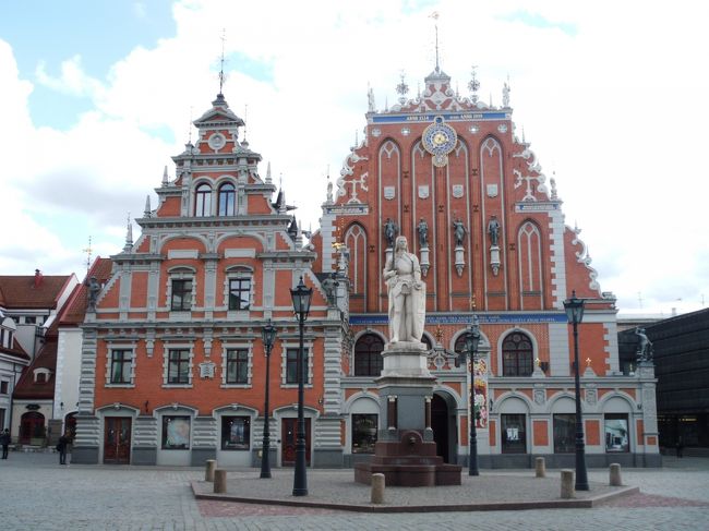 リーガと言えばこれが一番有名ですね。<br /><br /><br />日曜でほとんど店も開いてないのでこれにて終了。<br /><br />スーパーでサンドイッチとお惣菜を買ってホテルに戻りました。<br /><br />ちーん。<br /><br />明日はリトアニアに行くぞー！