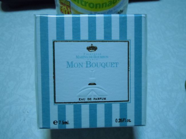 香水。<br />ヴェルサイユにて。