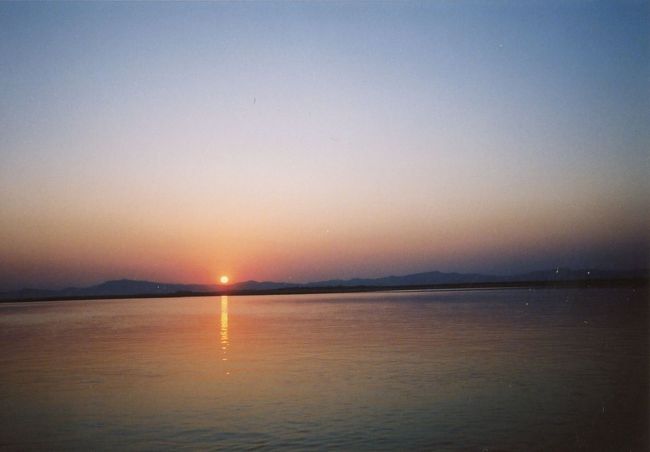 エーヤワディー川から見る夕日４。