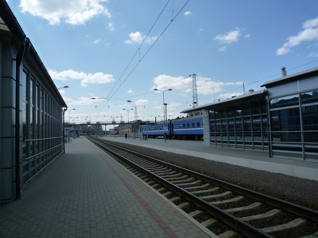 飛行機がやっぱり欠航になってしまった。<br /><br /><br />今から、空港に交渉に行ってきます！<br /><br /><br />嗚呼、デンマークよ…さらば！（涙）