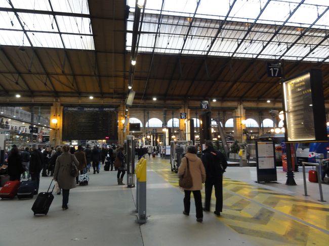 １１月１２日<br />今日はパリを後にしてブリュッセルに向かいます。<br />Paris　Nord駅からお楽しみのタリスに乗って。<br />