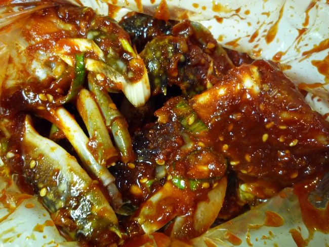 お土産その2。<br />広蔵市場で買った「ヤンニョムケジャン」　500ｇW15000（1130円）<br />早速食べました。辛めの味付けで身もしっかり付いてておいしいかった♪