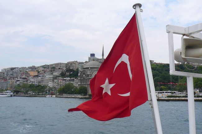 ボスフォラス海峡クルーズ<br />