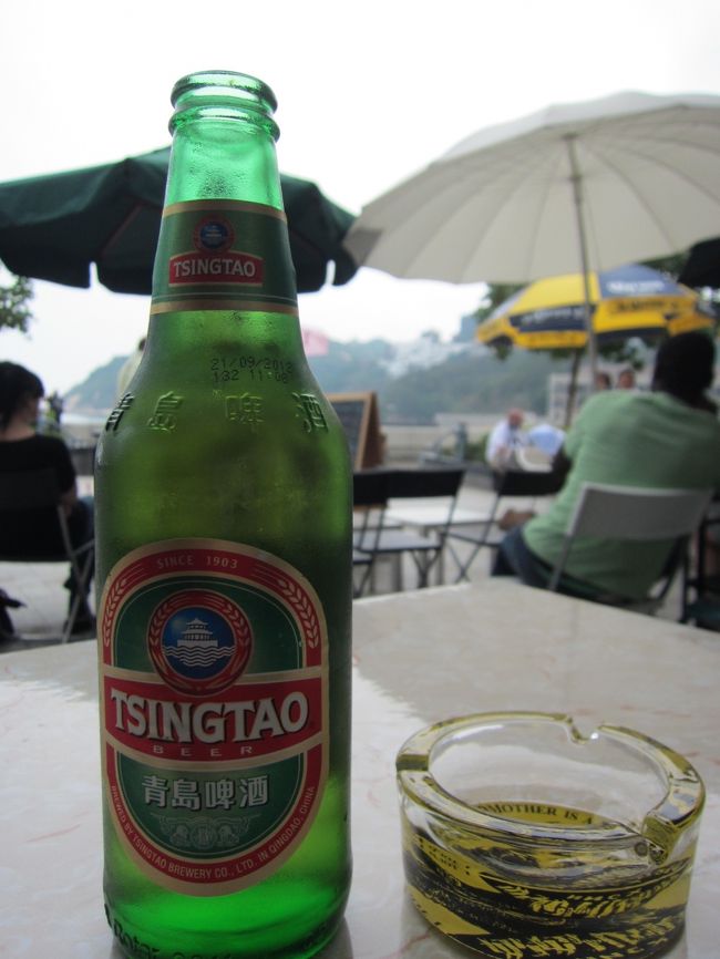 腹一杯になり、街を散策しましたが、暑すぎてダウン。<br /><br />コイツで一息つきました。