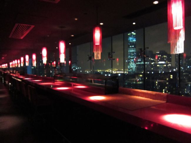 お酒も進み、夜中２時過ぎ。<br /><br />そろそろお開きにしましょうか？！