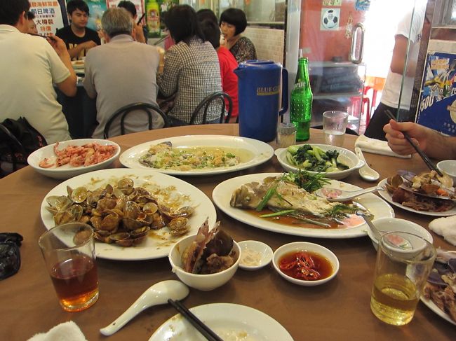 やはり友達はオーダーしすぎ。。。<br /><br />これが香港か？！