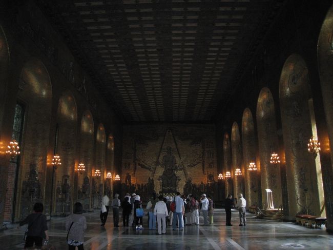 ３階　黄金の間<br /><br />ノーベル賞受賞パーティーの舞踏会広間として使用される。