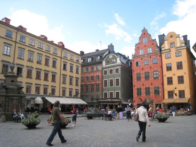 ノーベル博物館前の『大広場』。<br /><br />ガラムスタンの中心。