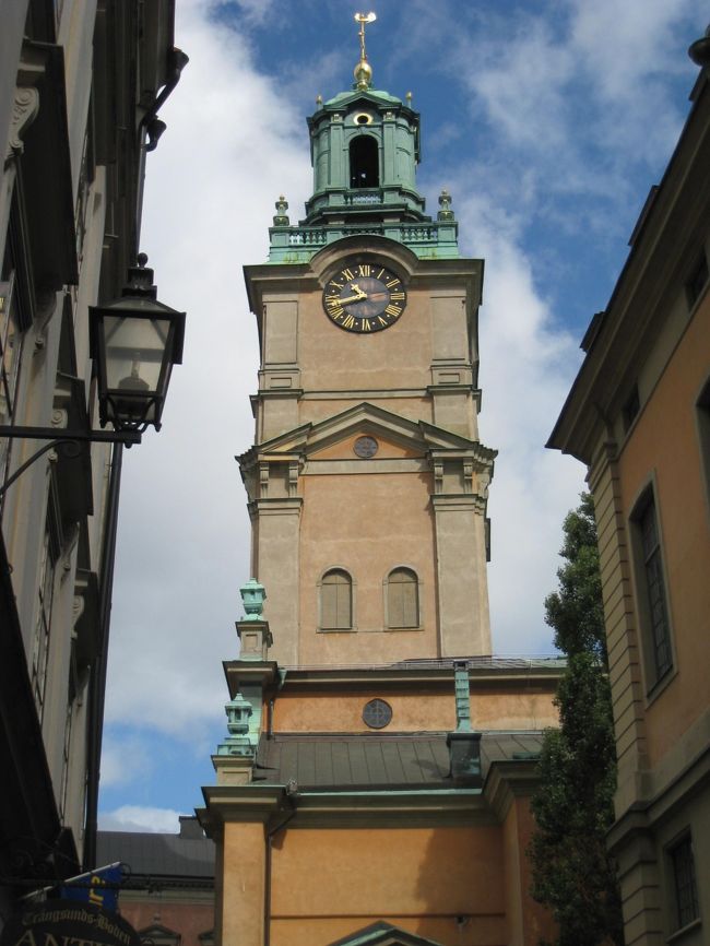 『大聖堂』<br /><br />まよったら、これを目印に！