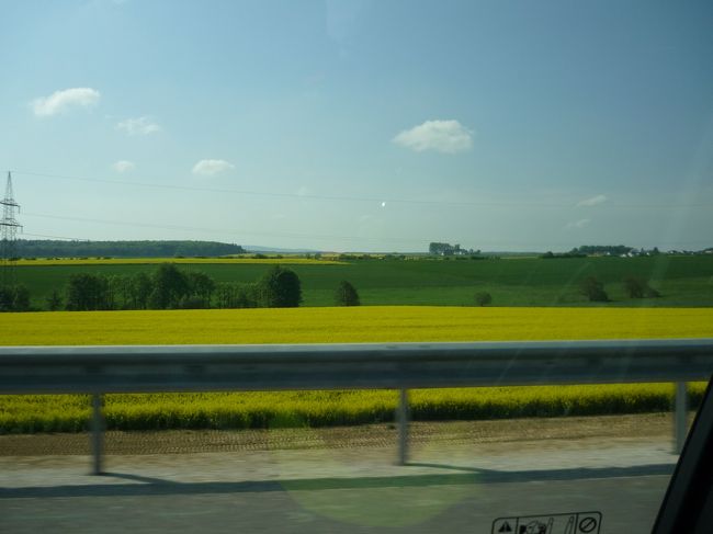 しばらくこんな景色が続きます。<br />