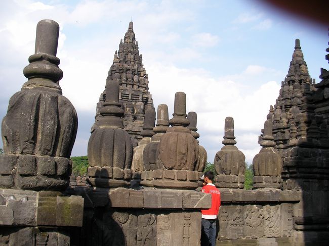 アンコールワットより古いらしい