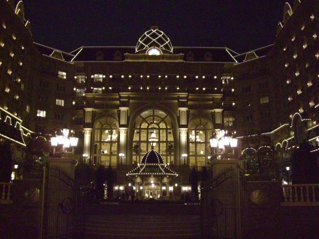 ホテルの正面・・<br />