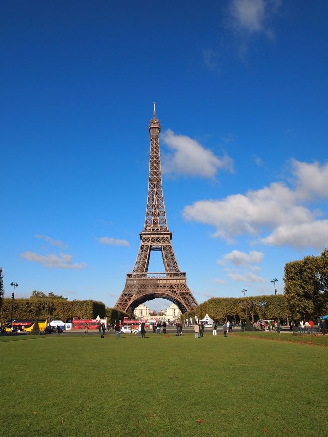 ここでヨルダンから来たという青年に声をかけられ、お互いに一人旅ということで写真を撮り合いました（＾＾<br />話しをする前から「Japanese?」って聞かれたんだけども…何もそれっぽいもの身につけてなかったんですけどね…。なぜ？？