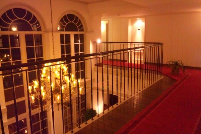 内装も素敵です。<br />異人館みたい。