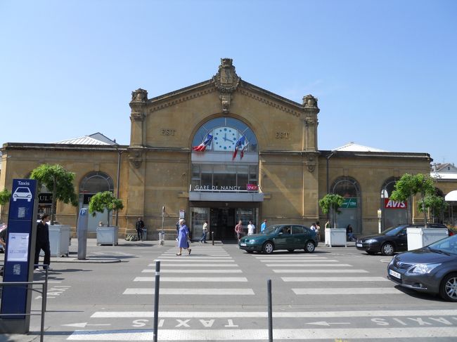 ティエール広場とナンシー駅