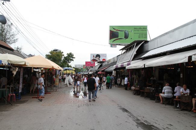 その後ウイークエンドマーケットに