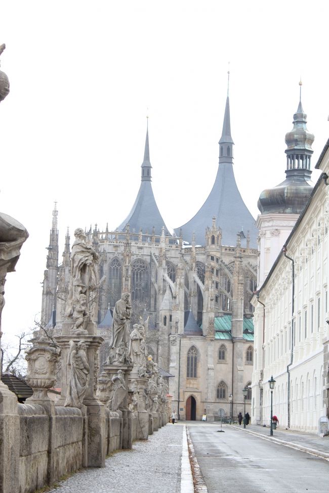 教会だけでプラハに帰るのはもったいなかったので、うろうろ<br />１時間くらいかけて着きました。