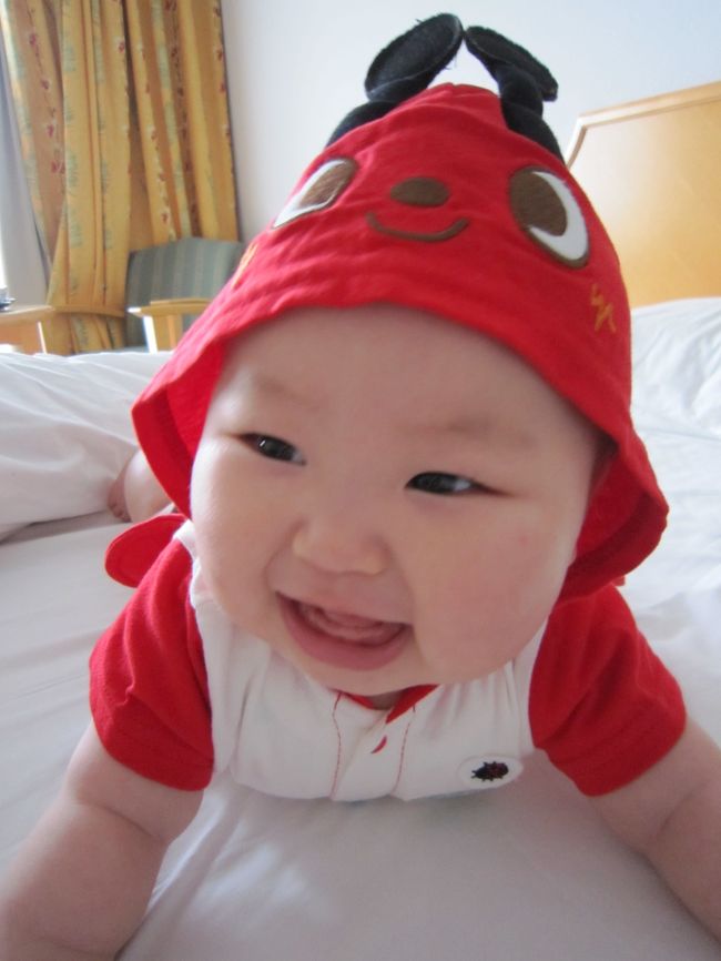 外に出ても雨降ってるしねぇ〜<br /><br />随分笑顔が出るようになりました。