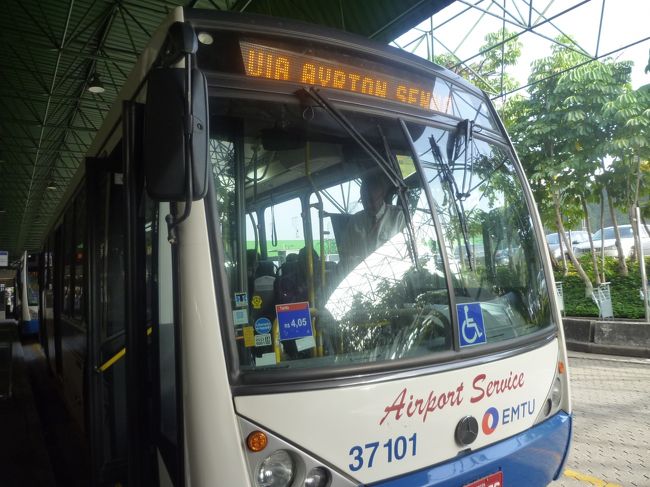 エアポートバスではなく路線バス（4.05R）に乗って