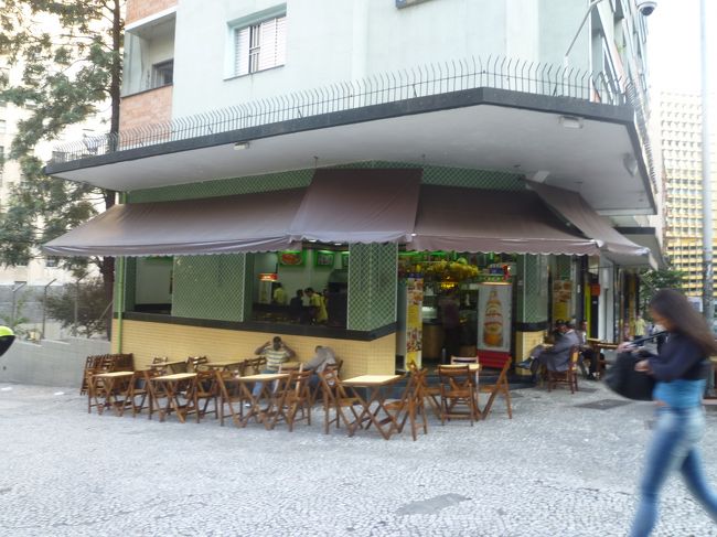 アナアンバウにあるカフェにて