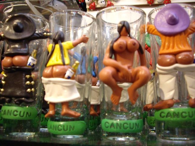 エッチなテキーラショットグラスや、