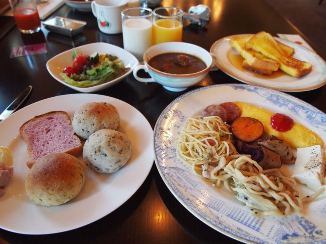 ３日目の朝食。また『ベルデマール』で。<br />和食も食べたいのですが、子供たちが洋食バイキングに<br />行きたがるので…<br /><br />今日も、パインバターと紅芋バターをたっぷりと♪