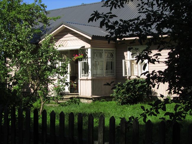 涼しげでステキなアルティヤ村の家