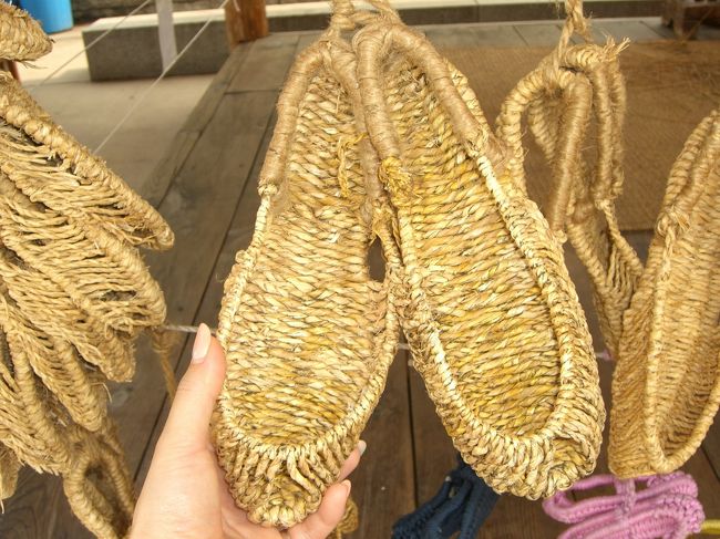 藁ですが、しっかりと密に作られています。