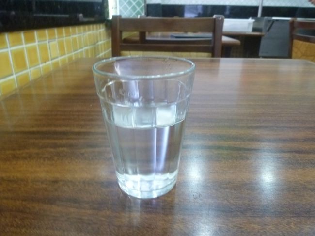 初めてのピンガをショットで味わいました（1.5Ｒ）<br />甘めで飲みやすいスピリットだけど、度数は結構高いと思います