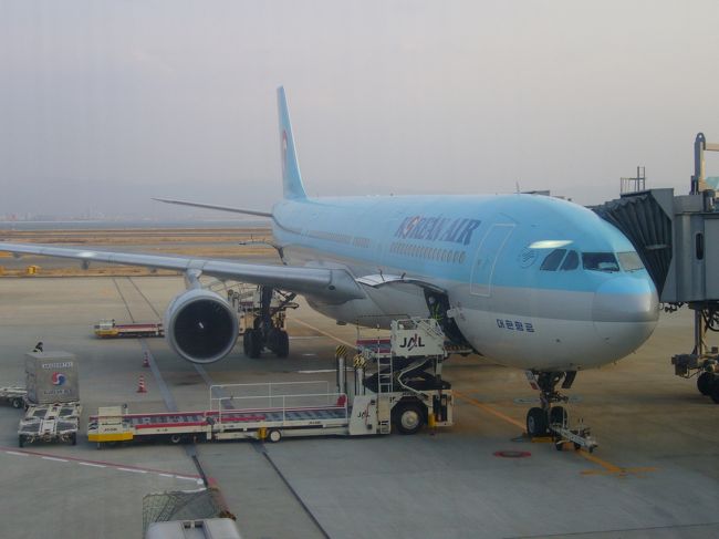 KE2728にて関空発